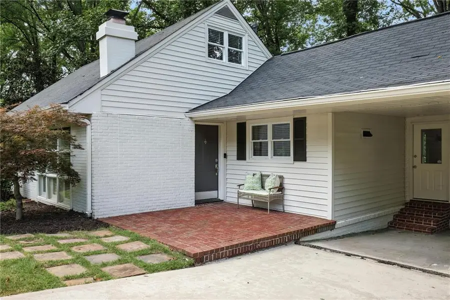 2569 Ridgewood Terrace Nw, Atlanta, GA 30318 - #3