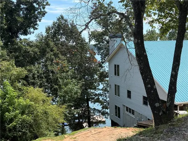 4265 Sinclair Shores Road, Cumming, GA 30041