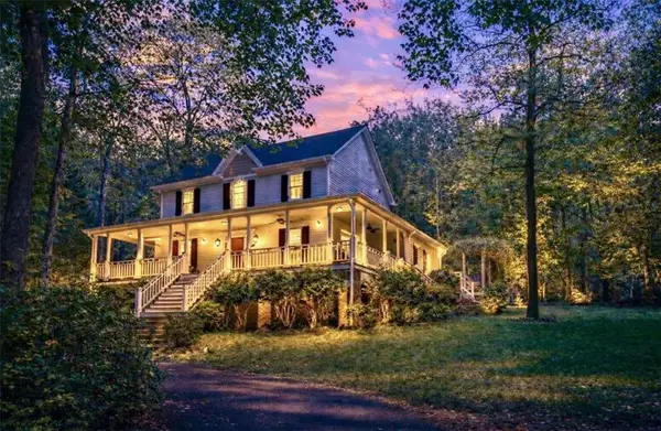 1660A Maple Ridge Drive, Loganville, GA 30052