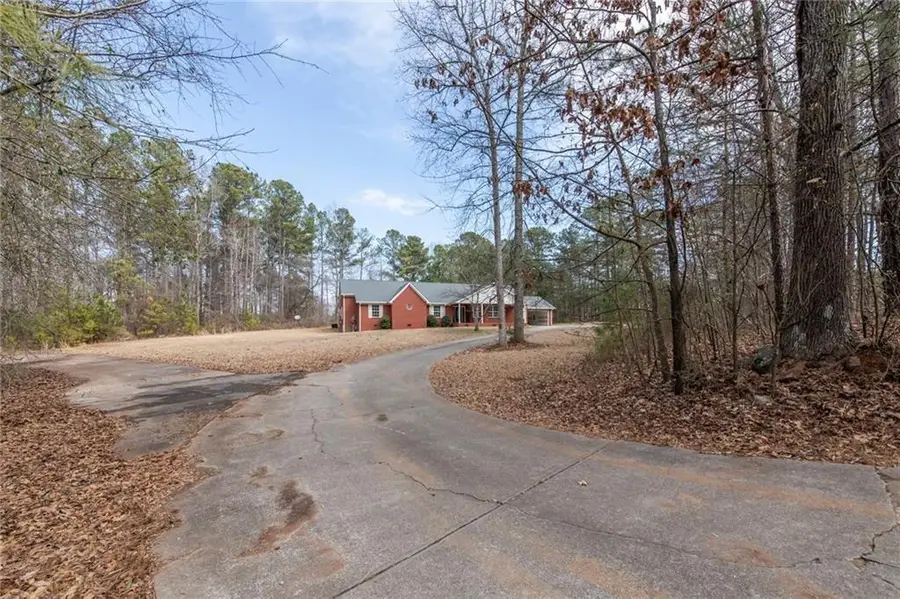 2165 Bakers Bridge Road, Douglasville, GA 30134 - #2