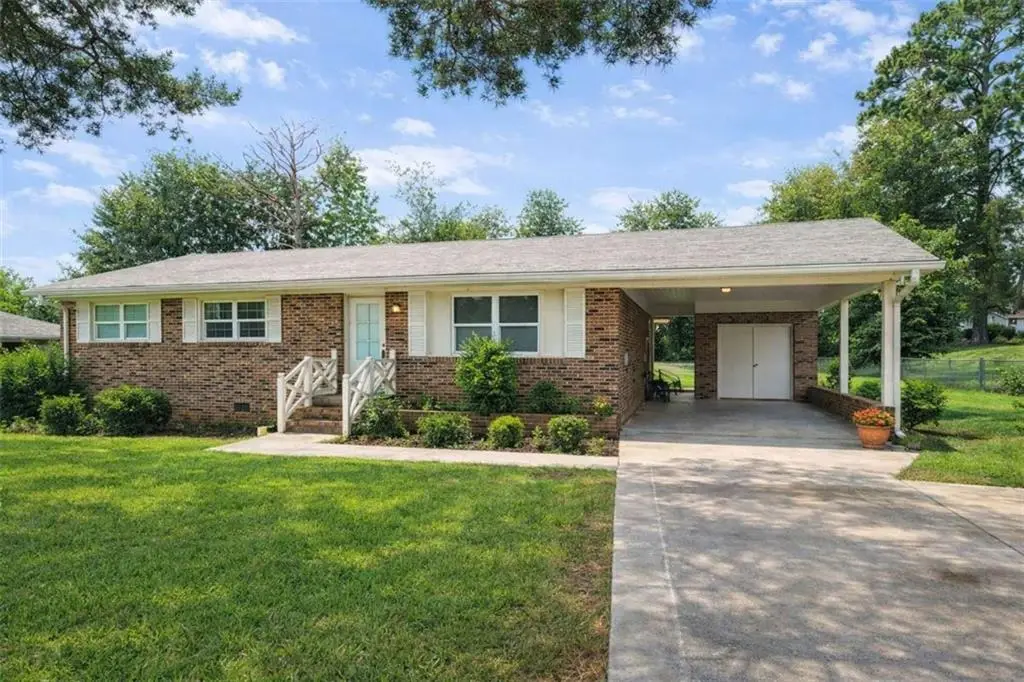 615 Peachtree Drive, Thomaston, GA 30286 - #1