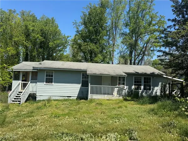 165 Cherokee Avenue, Ball Ground, GA 30107