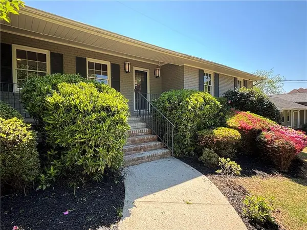 2471 Kingsland Drive, Atlanta, GA 30360