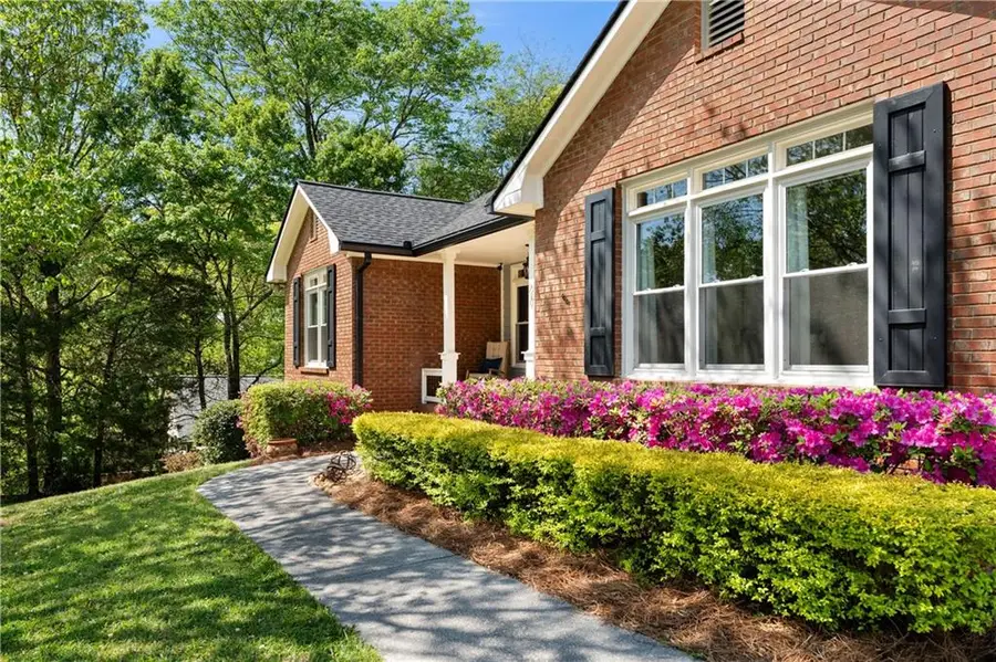 27 Cliffhanger Pointe Sw, Cartersville, GA 30120 - #2