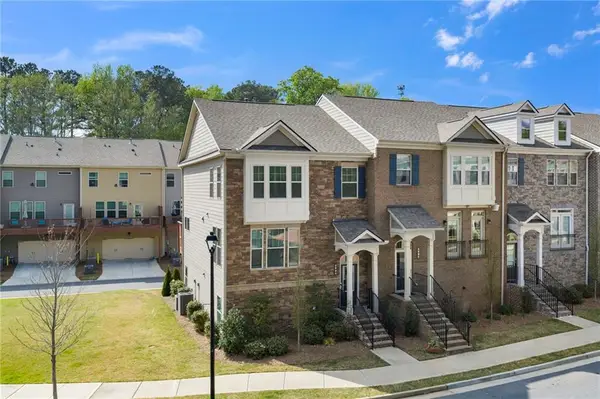 8008 Park Avenue, Roswell, GA 30076