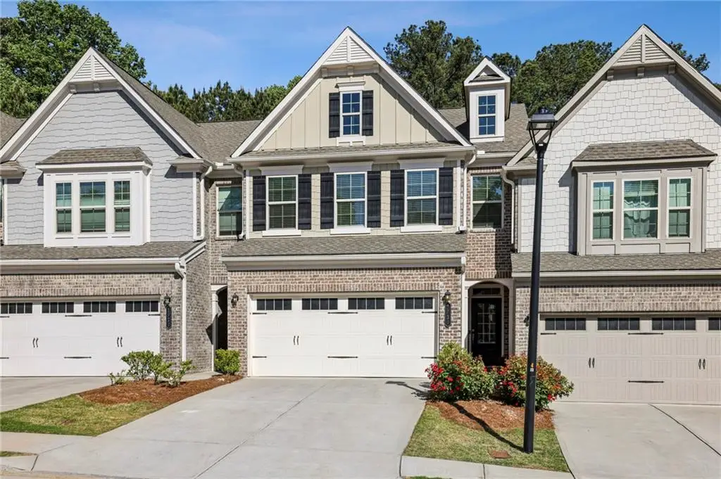 1930 Lanier Harbor Point, Buford, GA 30518 - #1