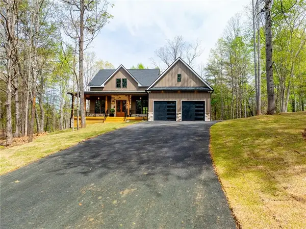 1050 Rainbow Circle, Cleveland, GA 30528