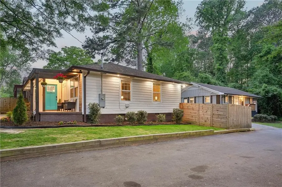 566 Woods Drive Nw, Atlanta, GA 30318 - #3