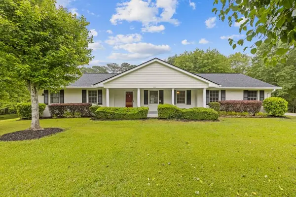 256 Teresa Lane, Loganville, GA 30052