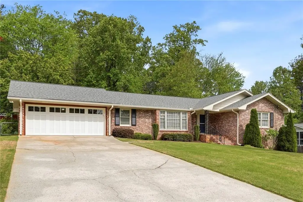 5174 N Peachtree Road, Dunwoody, GA 30338 - #1