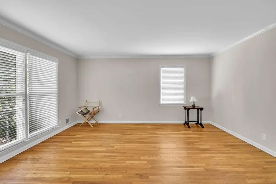 5614 Glenrich Drive, Dunwoody, GA 30338 - #3