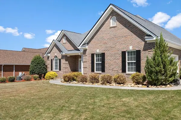 140 W Meadow Lakes Boulevard, Cedartown, GA 30125