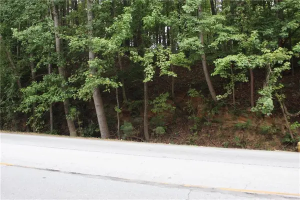 441 N.deshong, Stone Mountain, GA 30087