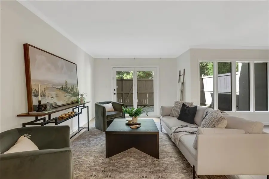 9 Ivy Gates Ne, Atlanta, GA 30342 - #2