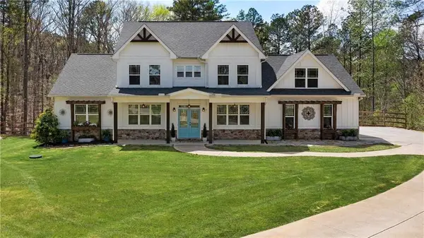 401 Blossom Trail, Acworth, GA 30101