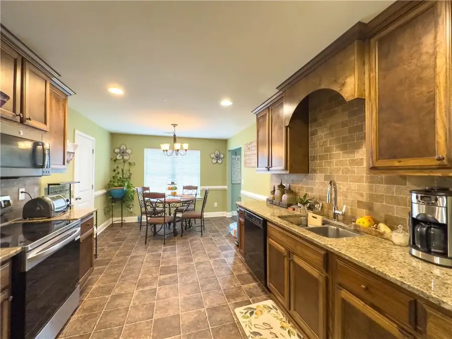 5409 Stepstone Way, Gainesville, GA 30506 - #2