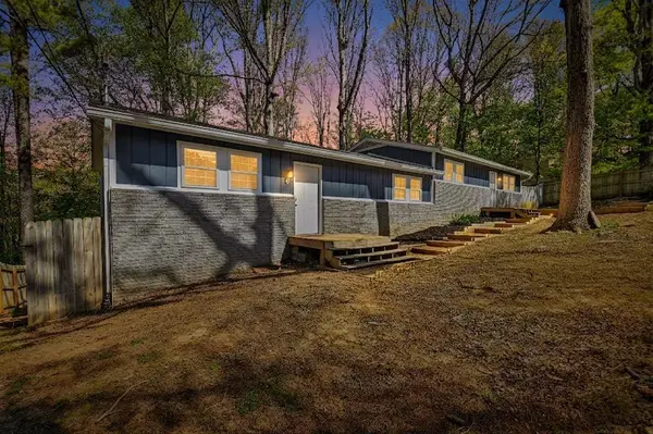 764 Hood Road, Talking Rock, GA 30175