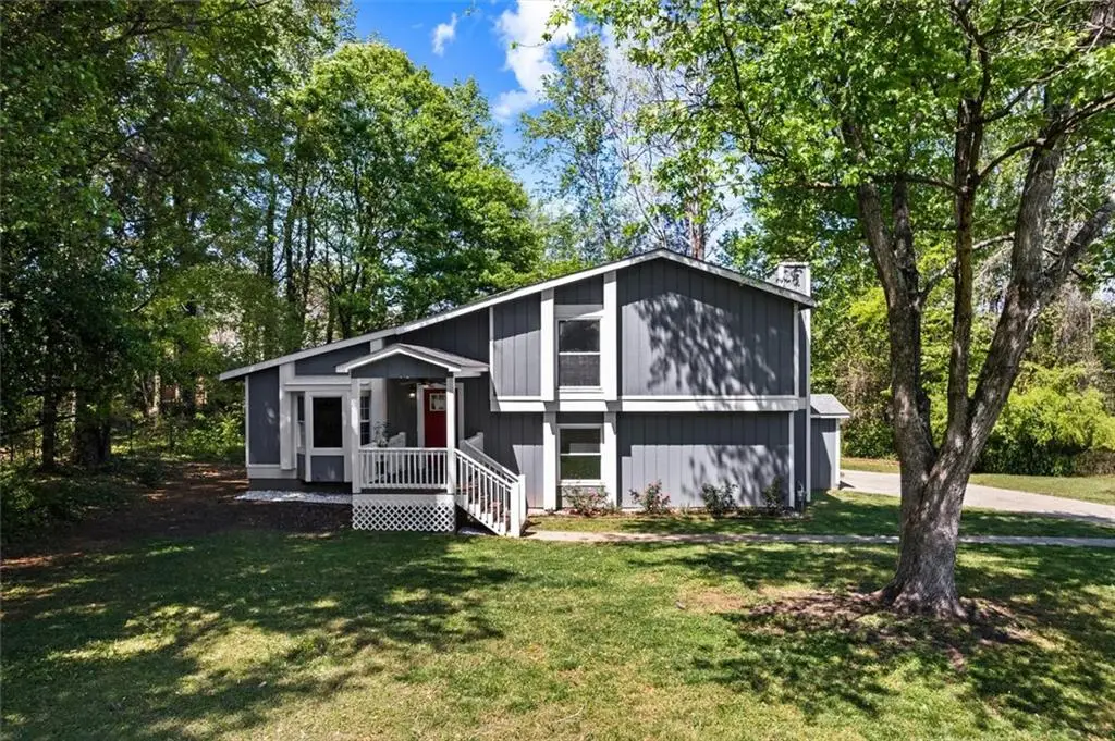 2592 Twin Oaks Sw, Marietta, GA 30064 - #1