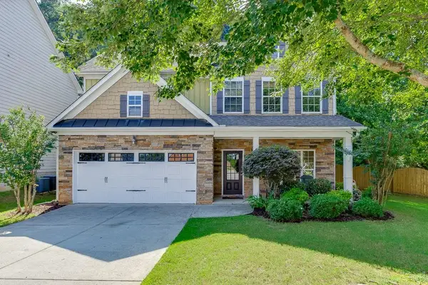 821 Sapphire Lane, Sugar Hill, GA 30518