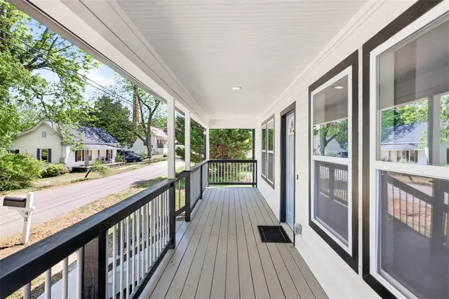 43 Chestnut Street, Commerce, GA 30529 - #3