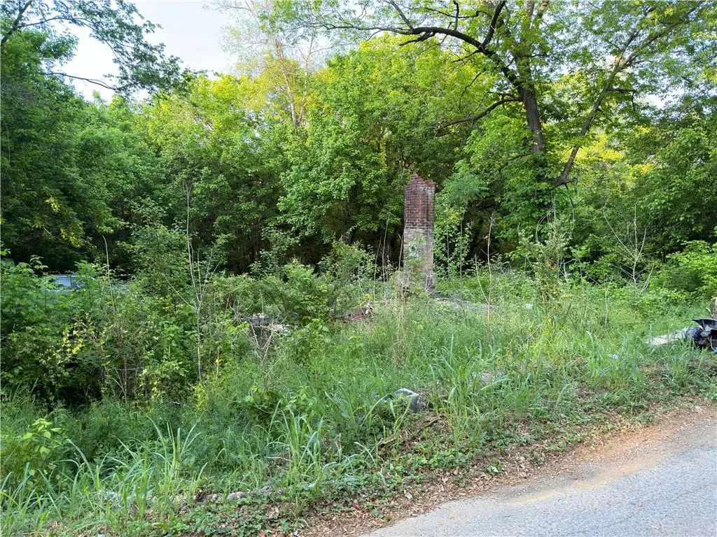 4 Circle Drive Se, Lindale, GA 30147 - #1