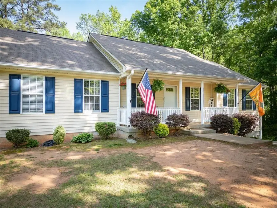 1042 Birdseye View, Locust Grove, GA 30248 - #2