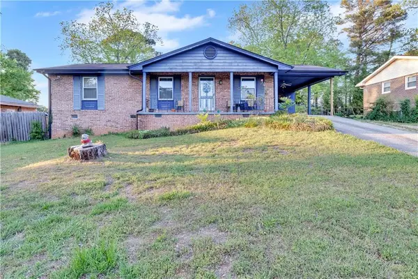 2568 Burkshire Road, Ellenwood, GA 30294