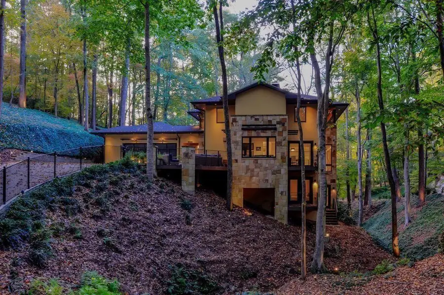 1180 E Beechwood Drive Nw, Atlanta, GA 30327 - #2