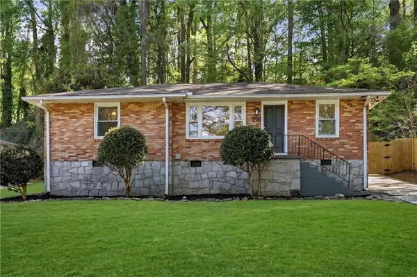 898 Scott Circle, Decatur, GA 30033