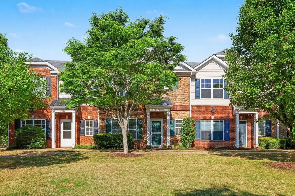 2818 Village Trace, Atlanta, GA 30344 - #1