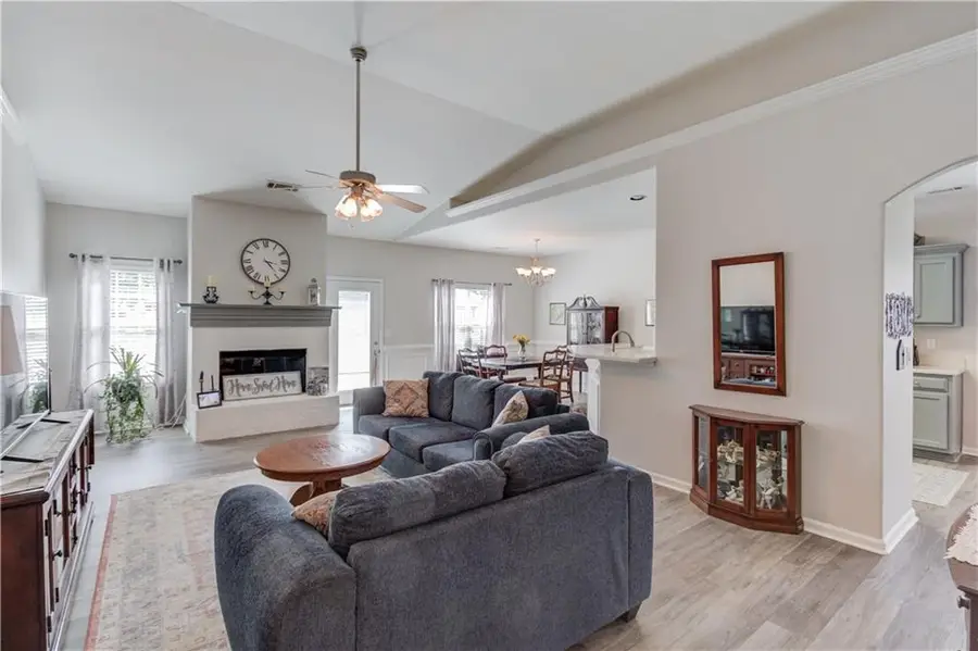 381 Crossroads Drive, Social Circle, GA 30025 - #2