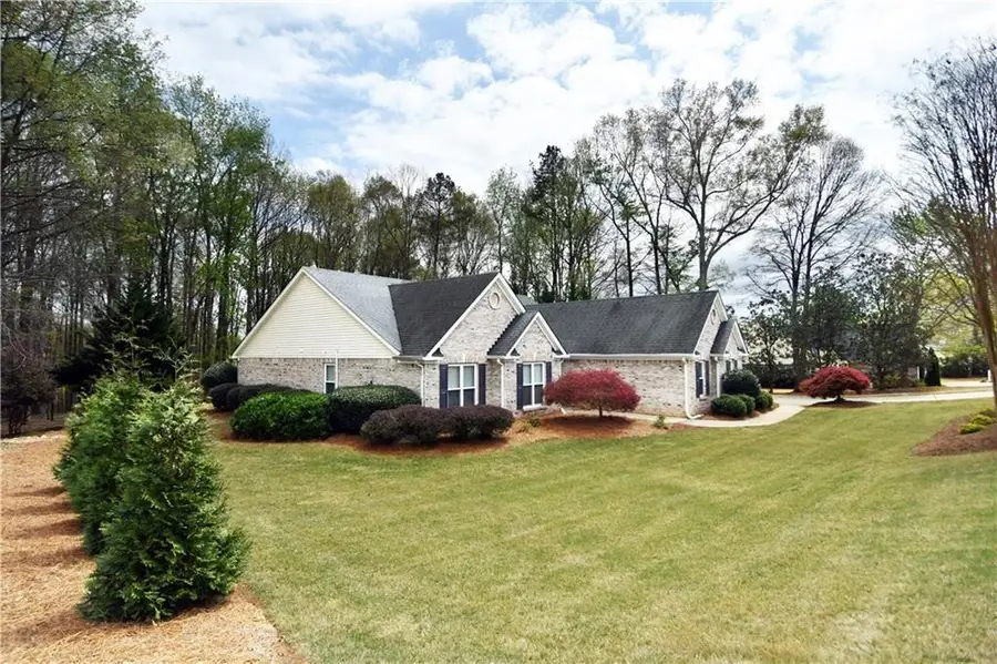 601 Meadowcreek Drive, Jefferson, GA 30549 - #3