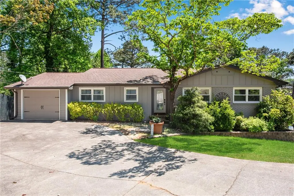 6275 Woodlake Drive, Buford, GA 30518 - #1