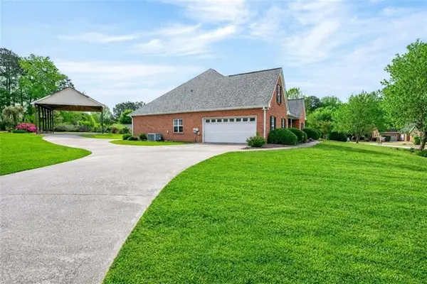 3057 Biltmore Woods Drive, Buford, GA 30519