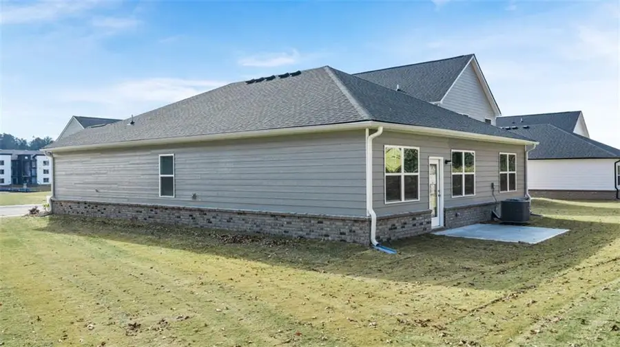 151 Holland Cove, Winder, GA 30680 - #2