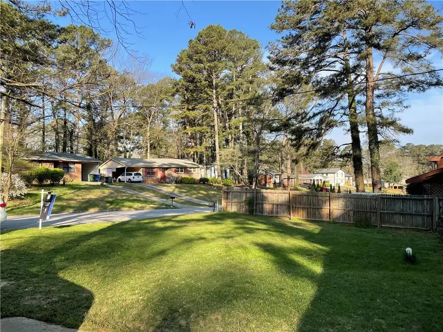 1081 Forest Valley Drive Se, Atlanta, GA 30354 - #2