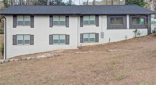 2851 Headland Drive, Atlanta, GA 30344