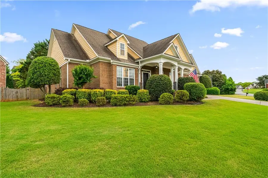 86 Colonial Circle Nw, Cartersville, GA 30120 - #2