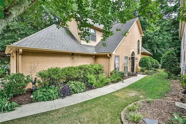 270 Sweetwater Trace, Roswell, GA 30076