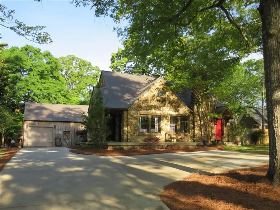 607 N College Street, Cedartown, GA 30125 - #3