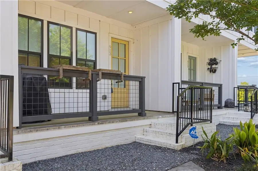 913 Brees Court, Atlanta, GA 30318 - #2