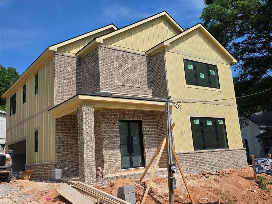 5503 Chestnut Street, Flowery Branch, GA 30542 - #2