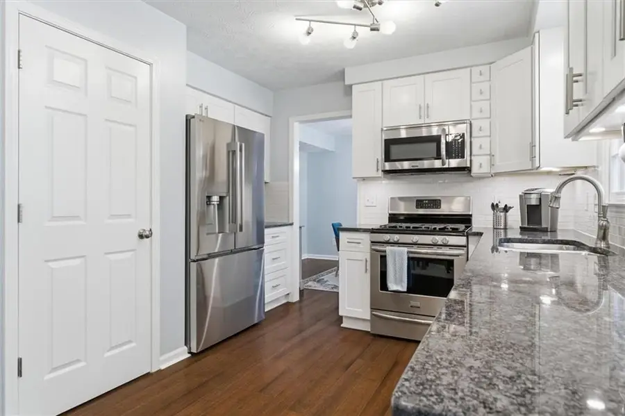 3085 Abbotts Pointe Drive, Duluth, GA 30097 - #3