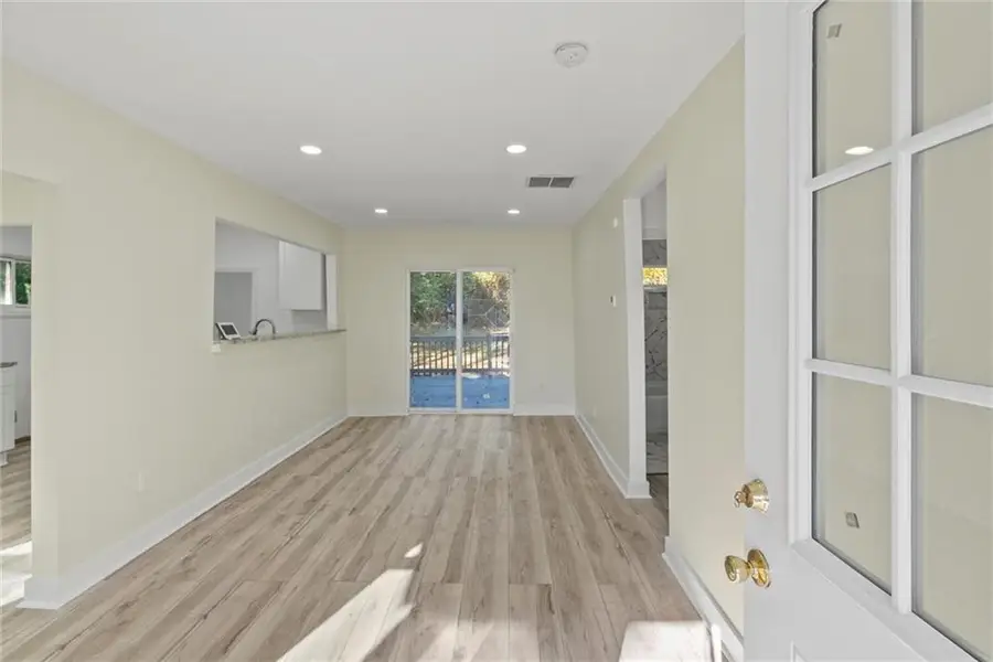 5476 Old Rockbridge Rd, Stone Mountain, GA 30083 - #2