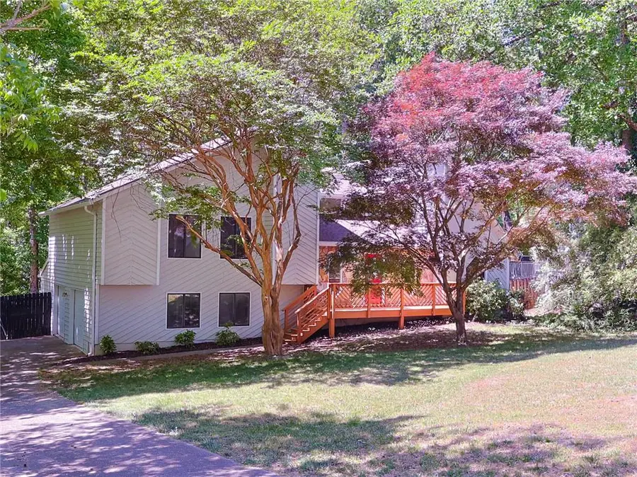 421 Princeton Way, Lawrenceville, GA 30044 - #2