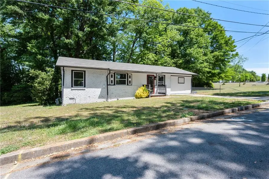 100 Pine Circle, Jonesboro, GA 30236 - #2