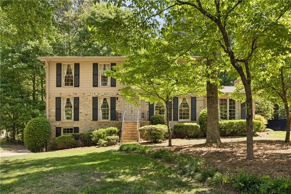 2450 Castle Lane Ne, Marietta, GA 30062 - #1