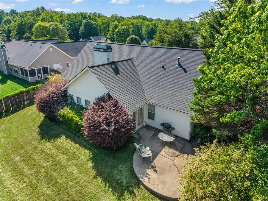 6245 Wilmington Way, Flowery Branch, GA 30542 - #2
