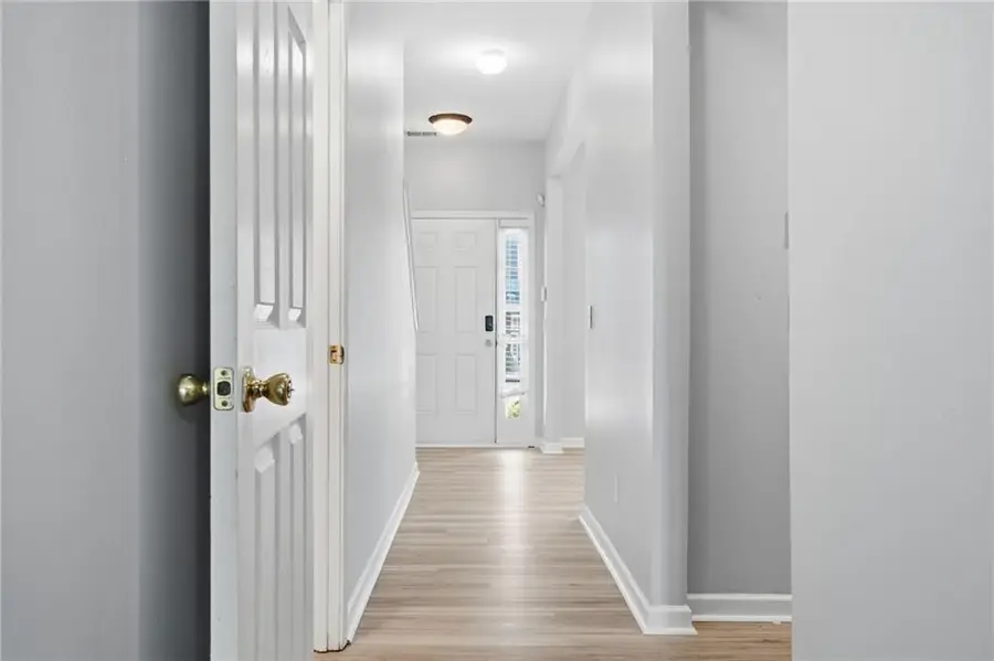 585 Mcwilliams Road Se #2402, Atlanta, GA 30315 - #3