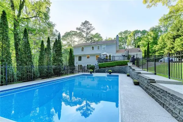 151 Shadowlawn Road Se, Marietta, GA 30067